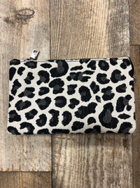 Wristlet Crossbody with 3 Compartments*